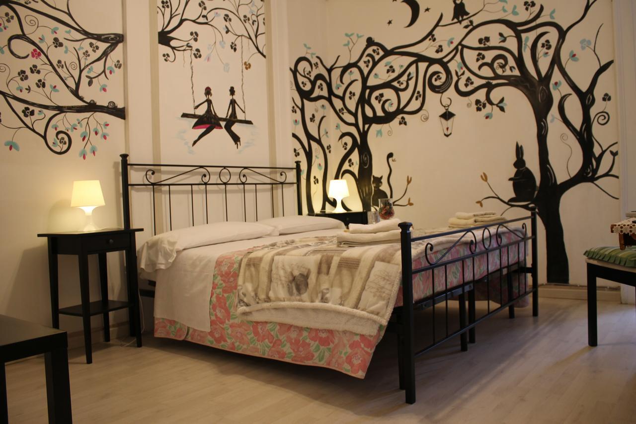 Bed and Breakfast Al 68 Di Piazza Cavour Nápoles Exterior foto